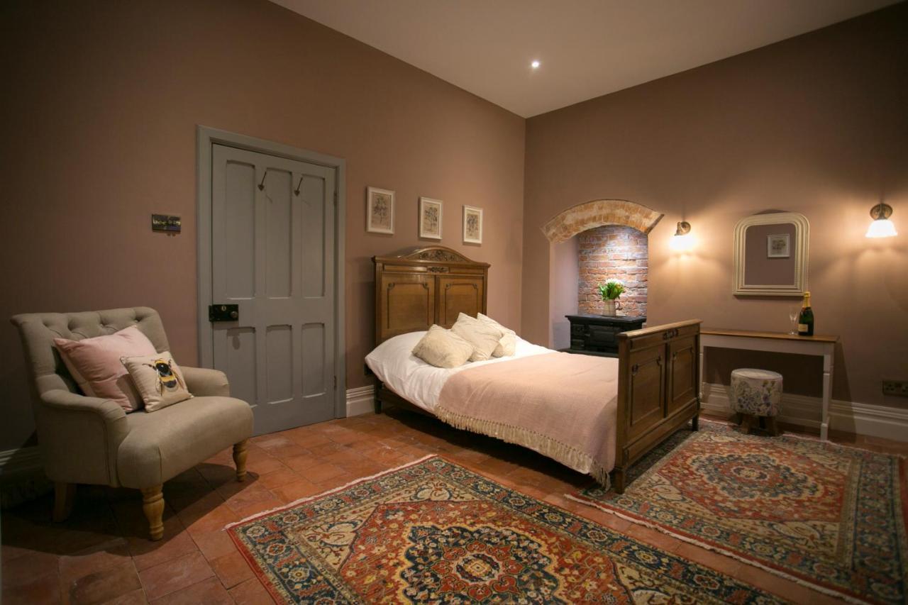 Wild Garlic Stays, Mumbles Newton  Экстерьер фото