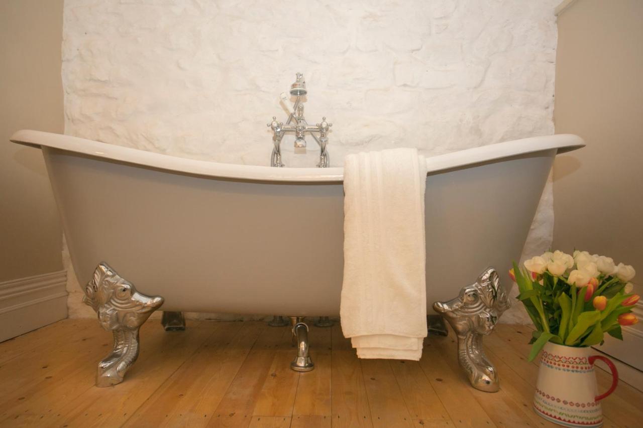 Wild Garlic Stays, Mumbles Newton  Экстерьер фото