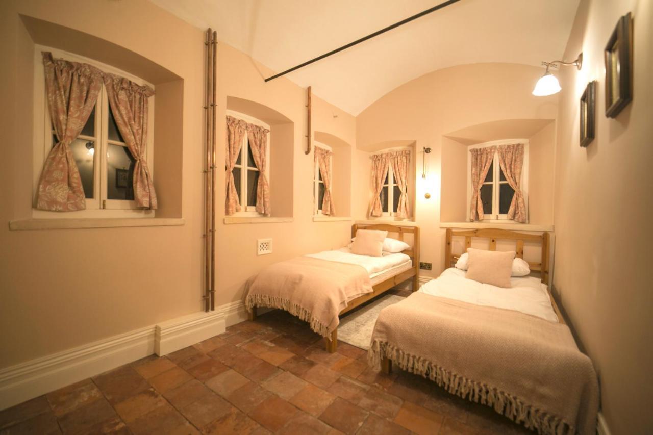 Wild Garlic Stays, Mumbles Newton  Экстерьер фото